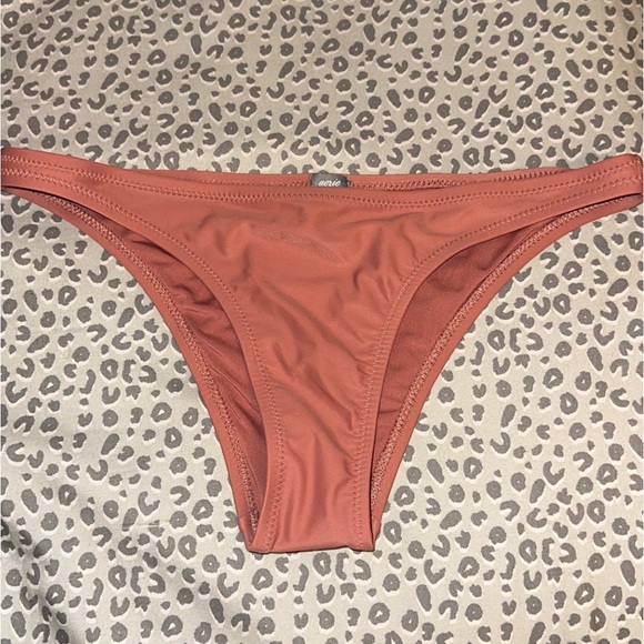 Brand new, neutral pinkish color, cheeky aerie bikini bottoms size small - Picture 4 of 5